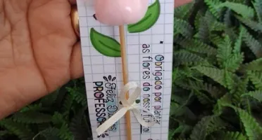 Marca Páginas com Botão de Rosa em Sabonete