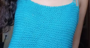 Blusa soltinha de tricô sob encomenda