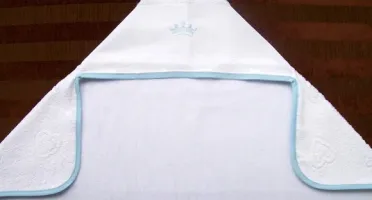 Toalha de Banho com Capuz Forrada e Personalizada