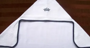Toalha de Banho com Capuz Forrada e Personalizada