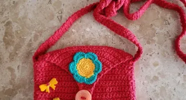 Bolsa Infantil em Crochê