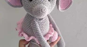 Amigurumi Elefante Menina - Crochê
