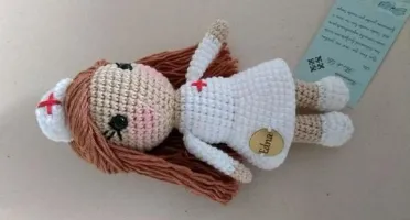 Amigurumi Boneca Enfermeira