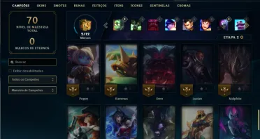 Platina 4 com 55 Champs e 31 Skins