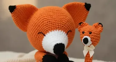 Duo Raposa Soneca e Raposa Newborn em Amigurumi