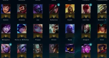 SMURF LVL 35 30 CHAMPS 8 SKINS
