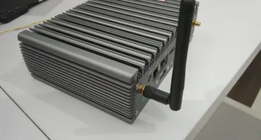 Nano PC NUC i3 8gb/128gb + Monitor AOC 24"