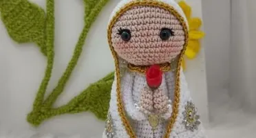 Santinha em crochê - Nossa Senhora