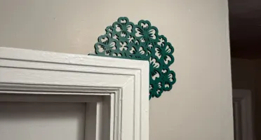 Enfeite de Canto de Porta Trevo em Impressão 3D
