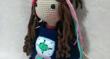 Boneca Hippie em crochê