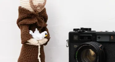 São Francisco de Assis Grande em Amigurumi