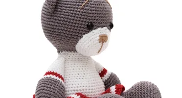 Ursa de Saia Vermelha em Amigurumi