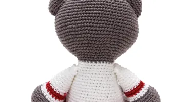 Ursa de Saia Vermelha em Amigurumi