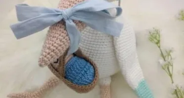Amigurumi Cegonha com Bebê em Crochê