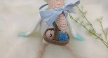 Amigurumi Cegonha com Bebê em Crochê
