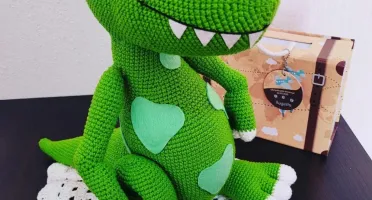 T-rex Amigurumi