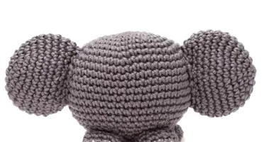 Coala Bola em amigurumi