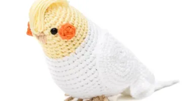 Calopsita amarela em amigurumi