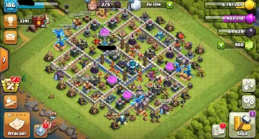 Vendo CV13, conta Clash of Clans. Urgente