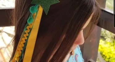 Tiara Coroa Pompom Brasil