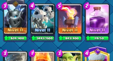 Conta com 120 cartas CR