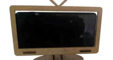 Kit 5 suporte de celular MDF, modelo tv retrô