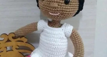 Boneca Emily