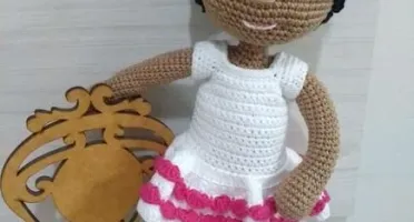 Boneca Emily