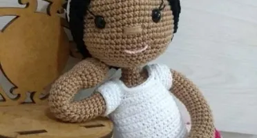 Boneca Emily