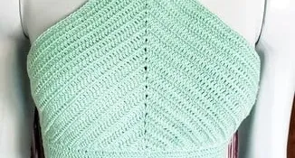 Cropped Top de Crochê Triângulo