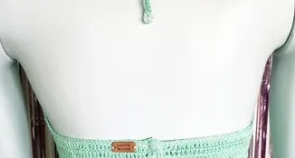 Cropped Top de Crochê Triângulo