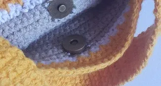 Bolsinha Infantil Coelhinha em Crochê