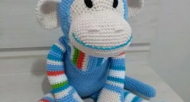 Amigurumi Macaco Colorido