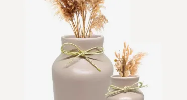 Conjunto de 2 vasos de cerâmica estilo latão