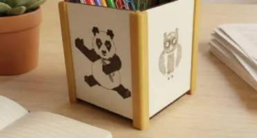 Porta-Lápis de MDF com Animais e Bordas Coloridas