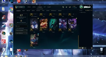 CONTA DIAMANTE 4 26 CHAMPS 1 SKINS 8 EMOTES