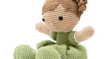 Boneca Mari em amigurumi