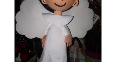 Anjinho 3D em EVA para decoração de batizado