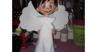 Anjinho 3D em EVA para decoração de batizado
