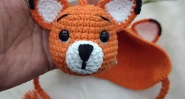 Toucas Em Croche Para Bebês Com Chaveiro - Raposa