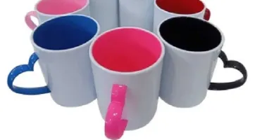 Caneca Personalizada com Alça de Coração