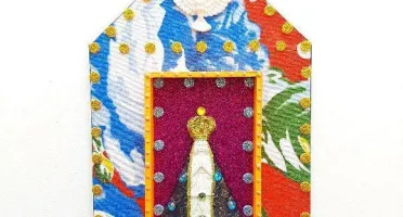 Capelinha de Madeira e Chita "N. S. Aparecida"