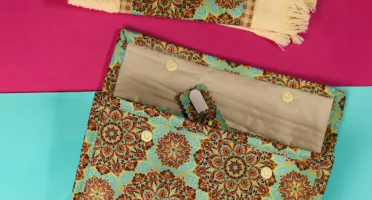 Kit Higiene Impermeável com Toalhinha e Lixa