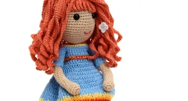 Boneca Valquíria em amigurumi