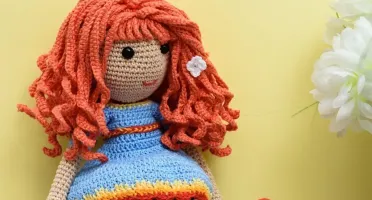 Boneca Valquíria em amigurumi