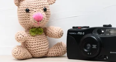 Ursinho de Gravata Verde em Amigurumi