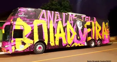 skin bus da cantora ana castela pro g6 ld ets2 1.51