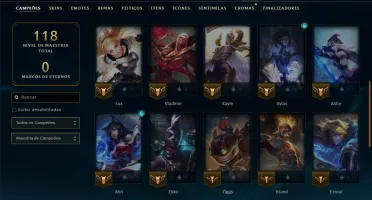 Platina 2 com 35 Champs e 5 Skins