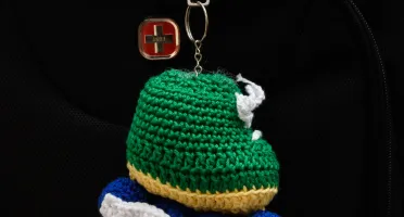 Chaveiro Patins Verde em Amigurumi