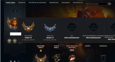 Conta ouro 4 com 44 Champs e 10 Skins